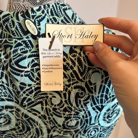 Sport Haley NWT Women’s Small Sleeveless Golf Polo - Picture 8 of 8